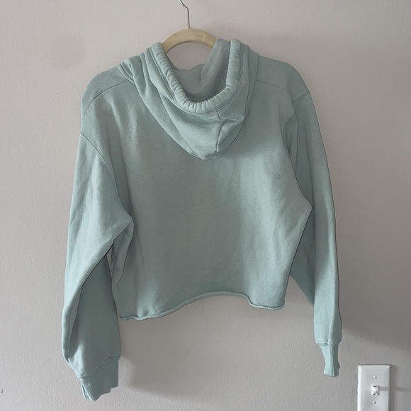 Like NEW Hollister Hoddie - Picture 2 of 2